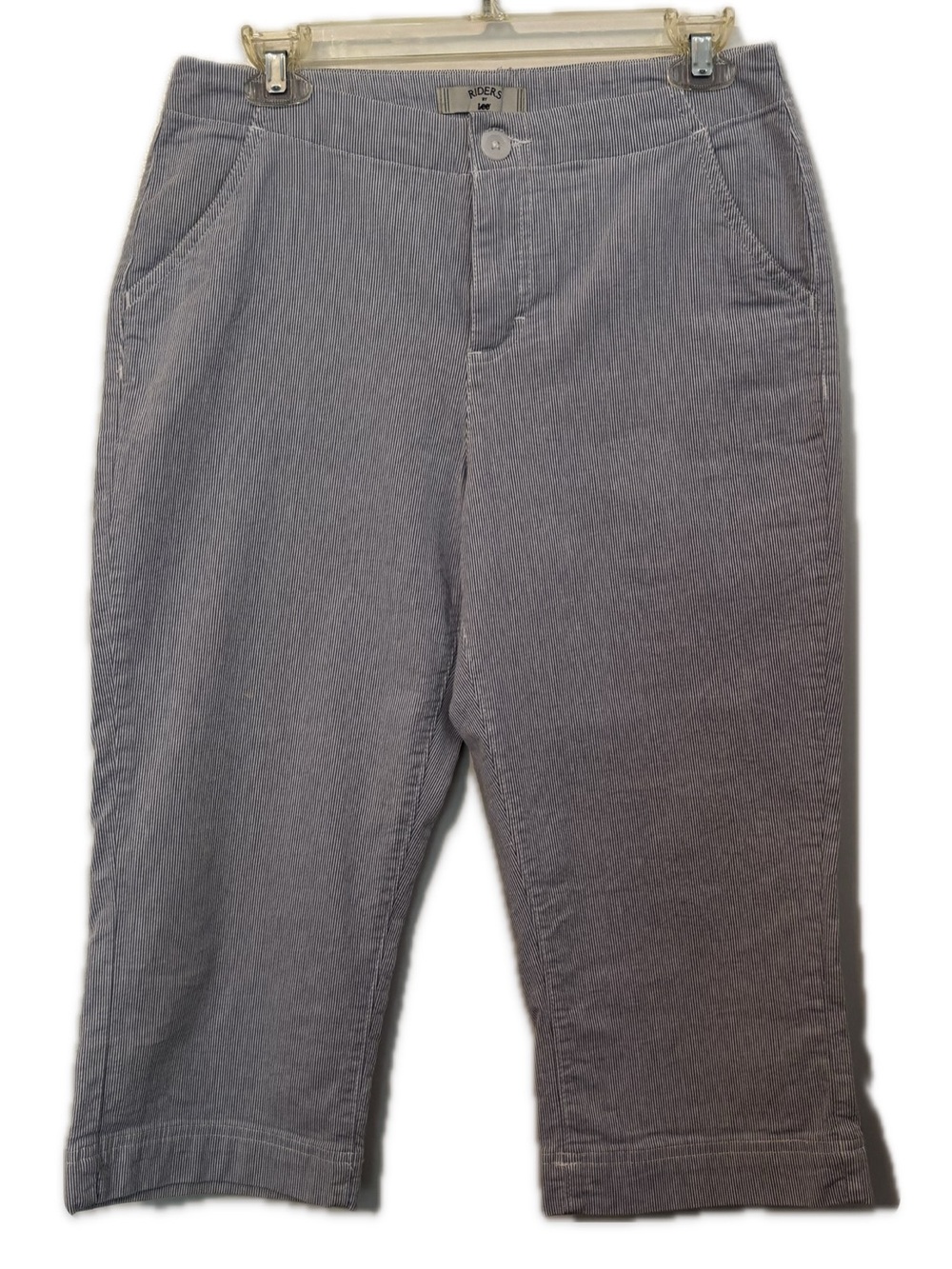 Riders by Lee Gray M Capri Pants w darker gray pinstripe